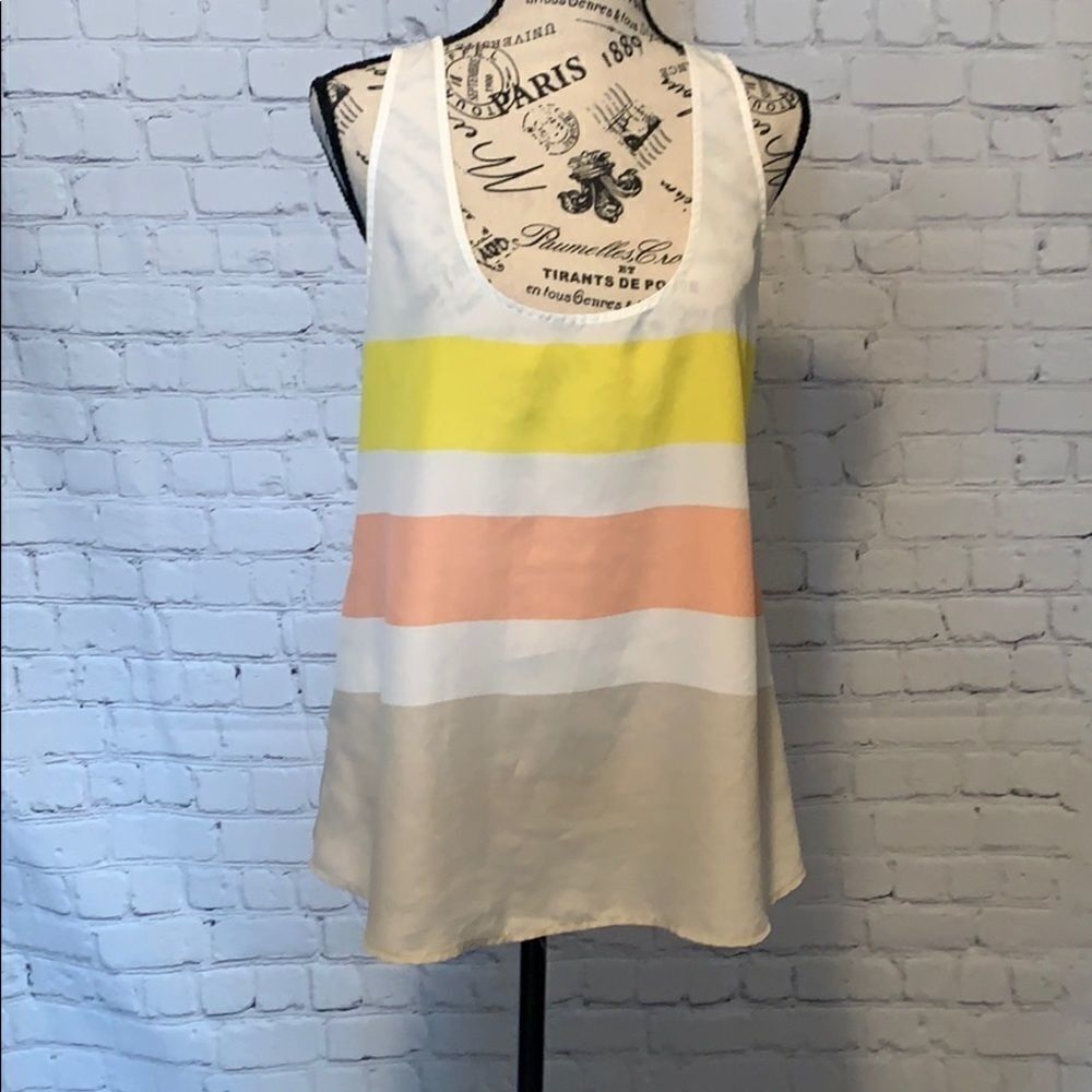 BB Dakota - racer back tan - size small